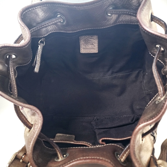 Burberry Gold/Beige Lazer Cut Check Haymarket Drawstring Tote - Picture 9 of 13